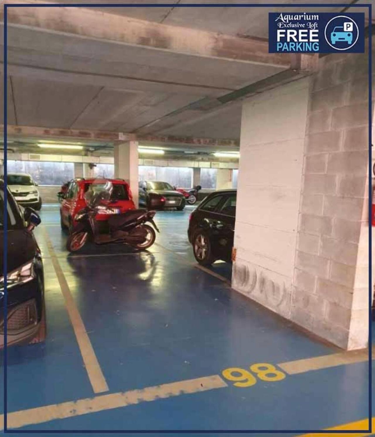 Ferienwohnung Aquarium Exclusive Loft - Private Parking Genua Exterior foto
